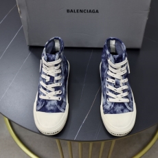 Balenciaga Sneakers